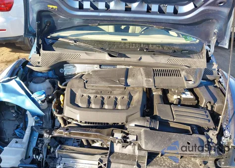 2019 Volkswagen Beetle 2.0T Se из США, поврежденный, VIN 3VWJD7AT7KM717518